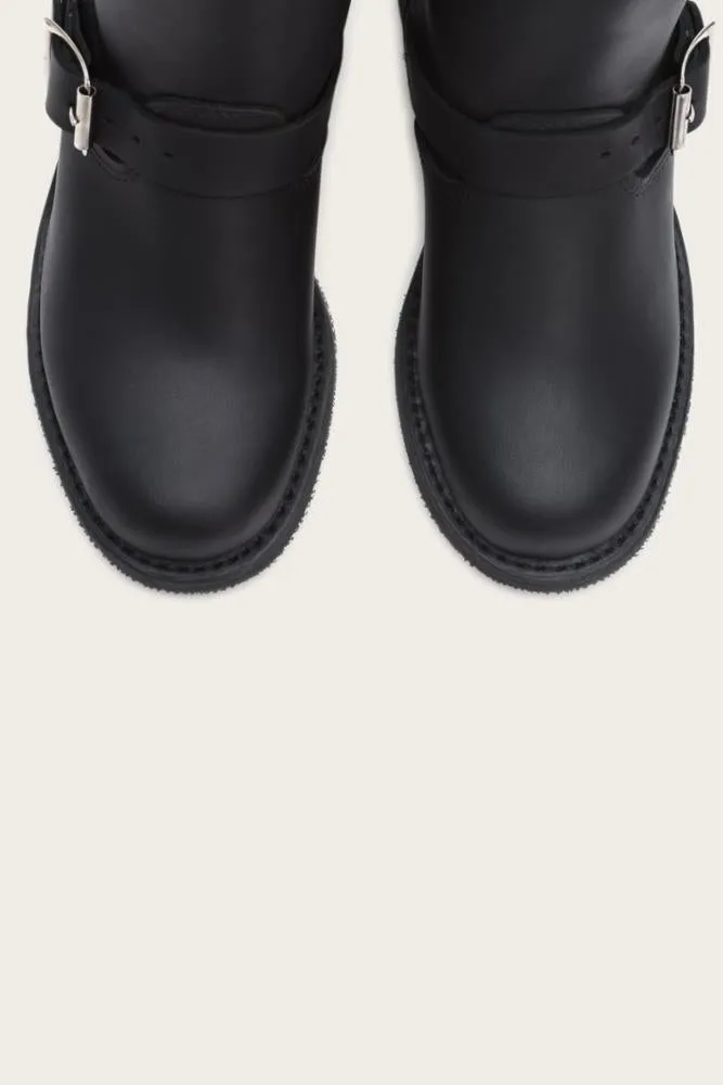Frye  Women's 77500 Engineer 8R Black M