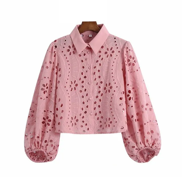 HOLLOW OUT CROPPED BLOUSE