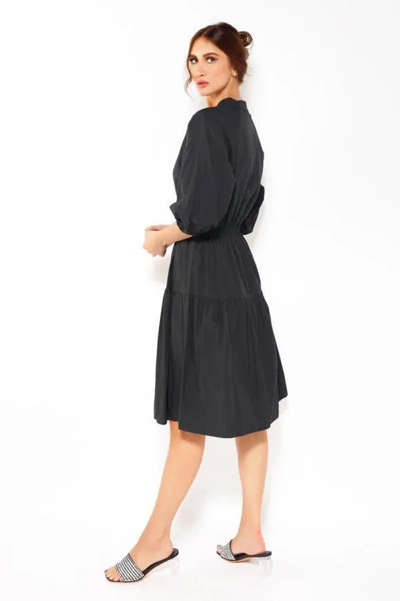PUFF SLEEVE MIDI DRESS IN BLACK