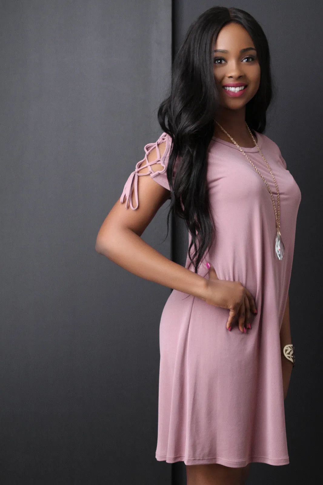 Round Neck Lace Up Sleeve Shift Dress