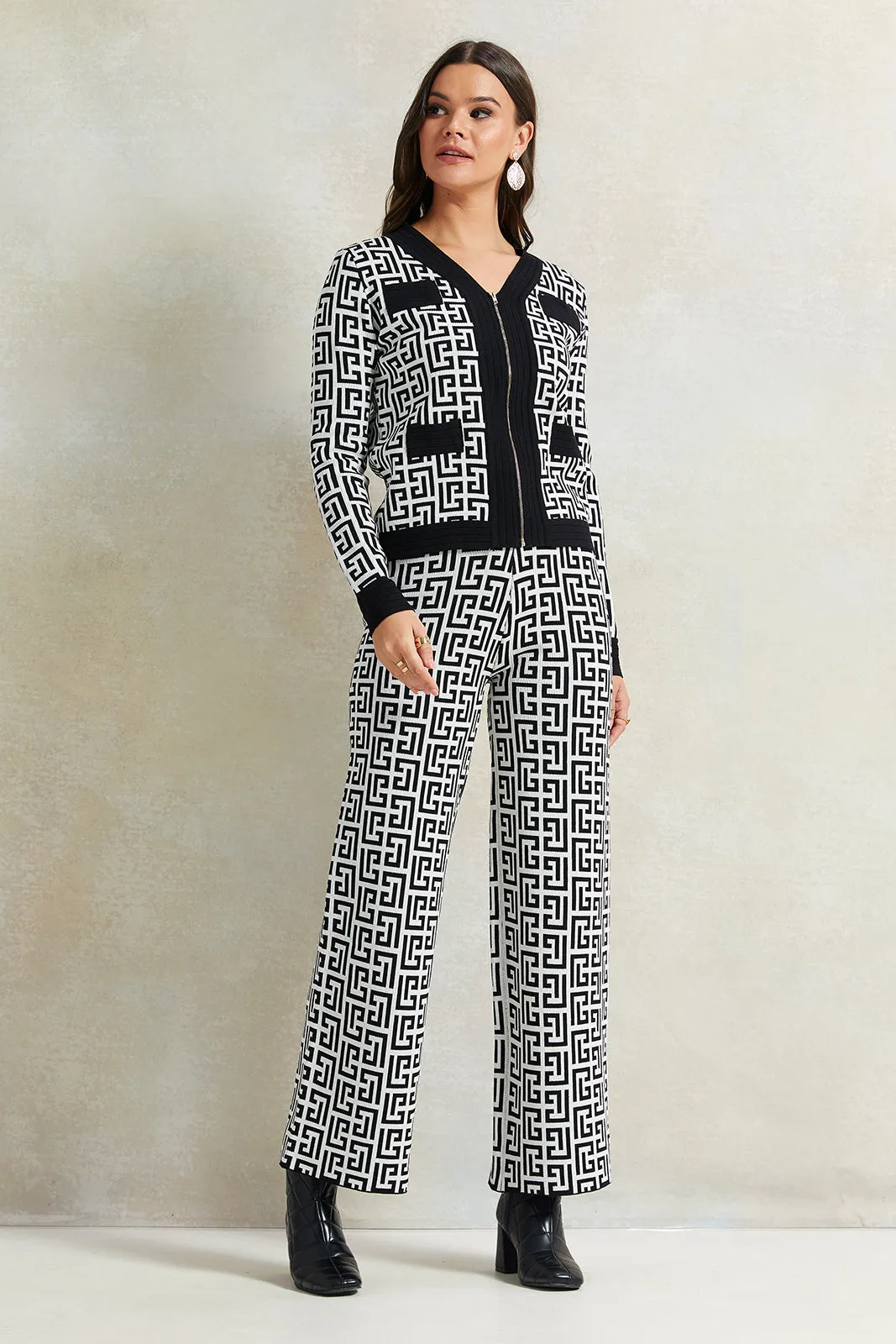 Women Black Printed Wide Leg Pants